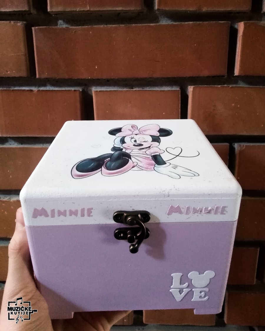 Minnie